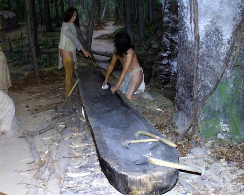 canoe making.jpg